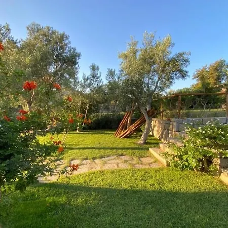 Βίλα Laura, Fronte Piscina E Giardino Privato *